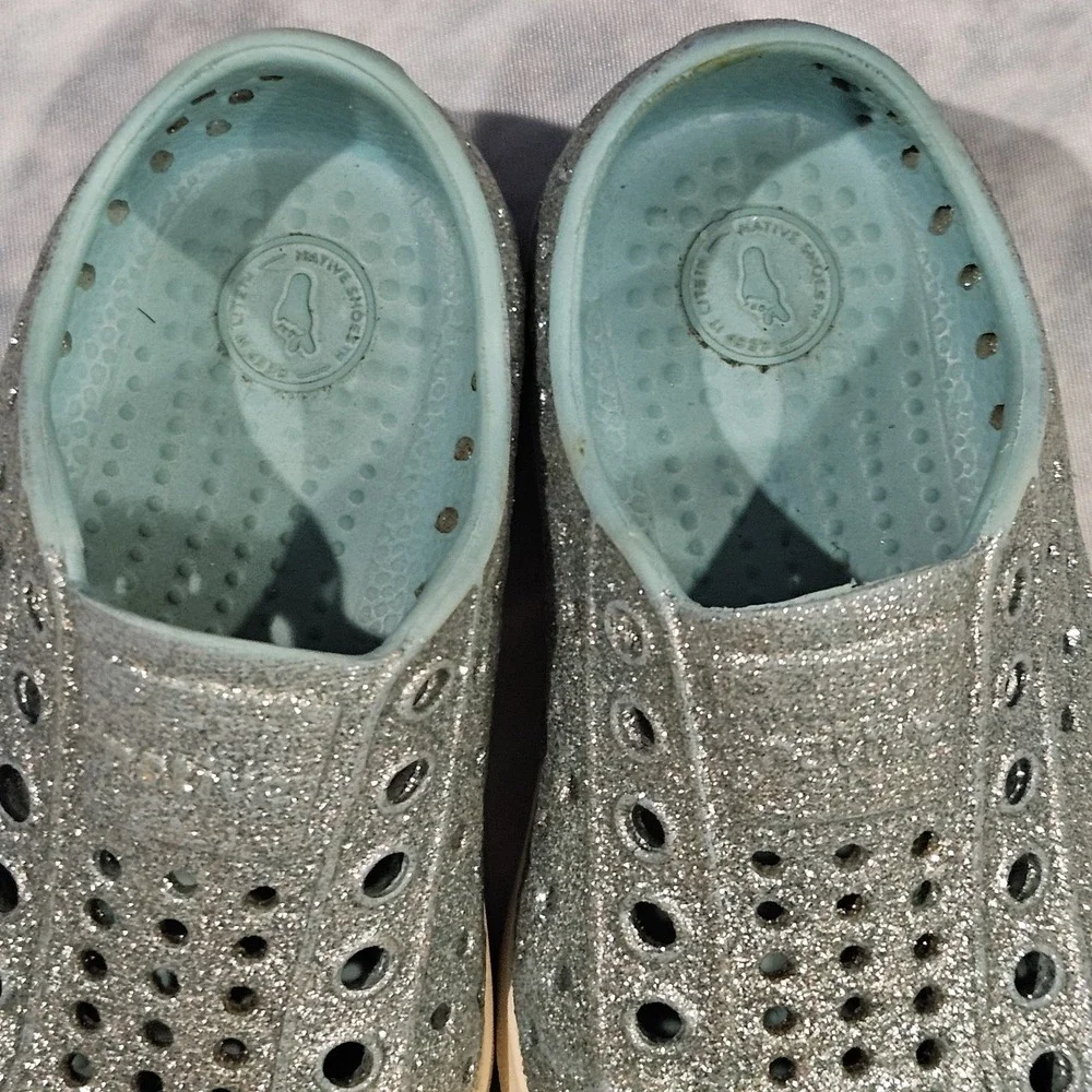 Native Slip On Toddler Girls Shoes Size 6 Blue Glitter Jefferson Style